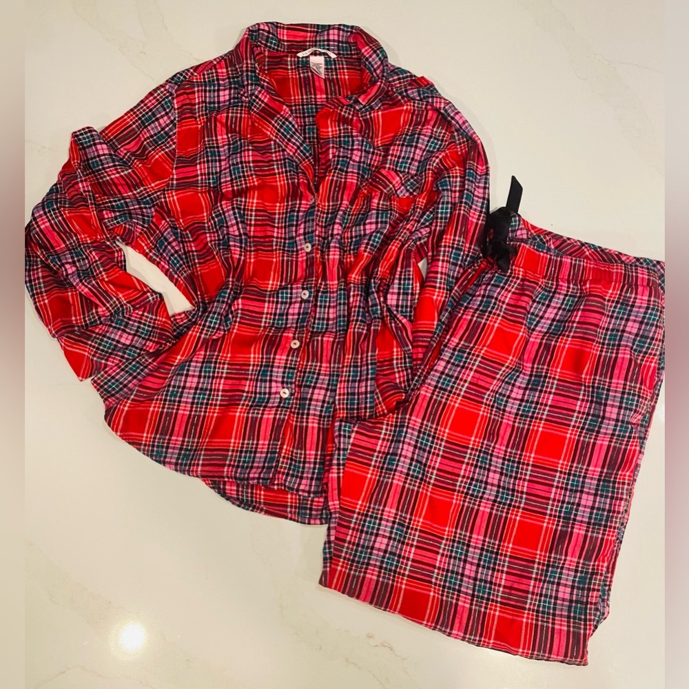 Victoria’s Secret Holiday Christmas Pajamas Flannel